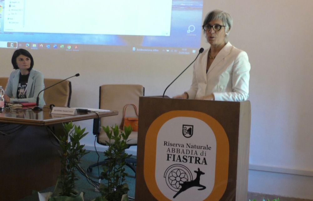 L'immagine ritrae il direttore AMAP, Francesca Severini, mentre fa il suo intervento