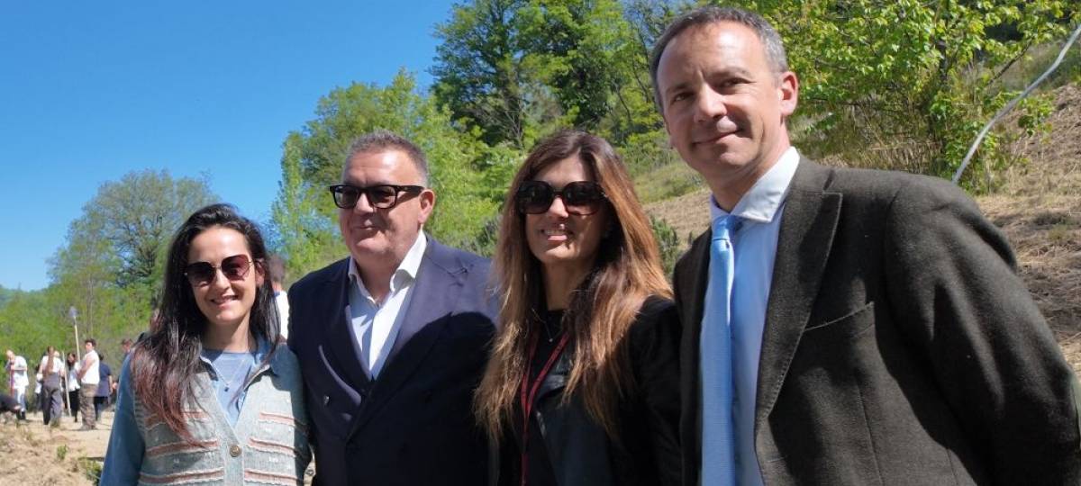 Nuova piantumazione nel giardino aromatico della REMS